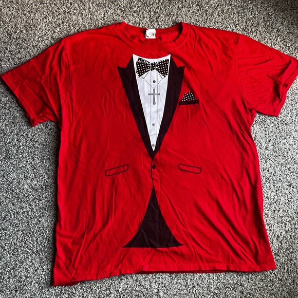 Lamar Jackson Heisman Tee - Picture 1 of 2